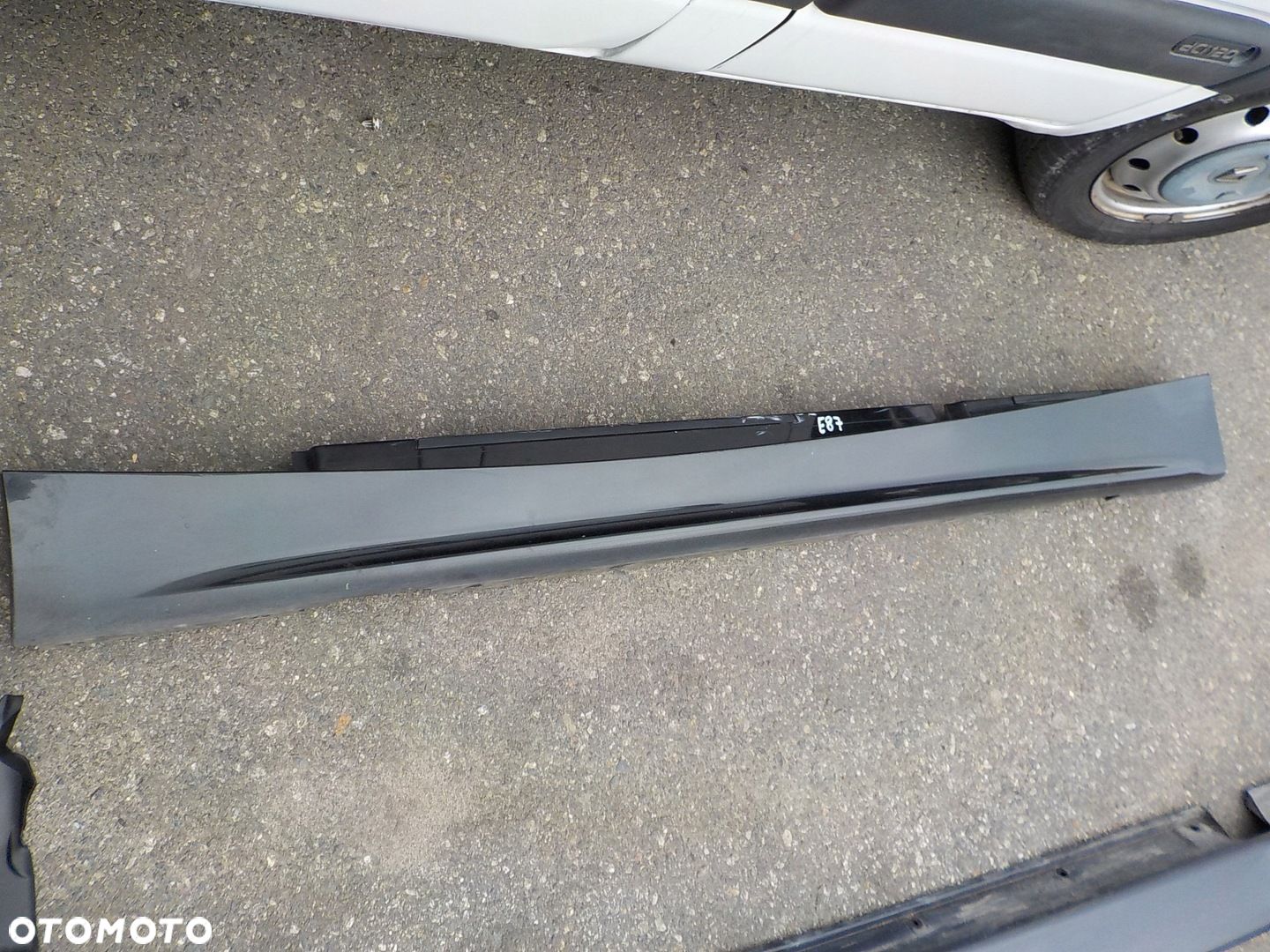 listwa progowa lewa bmw e87 7147401 - 1