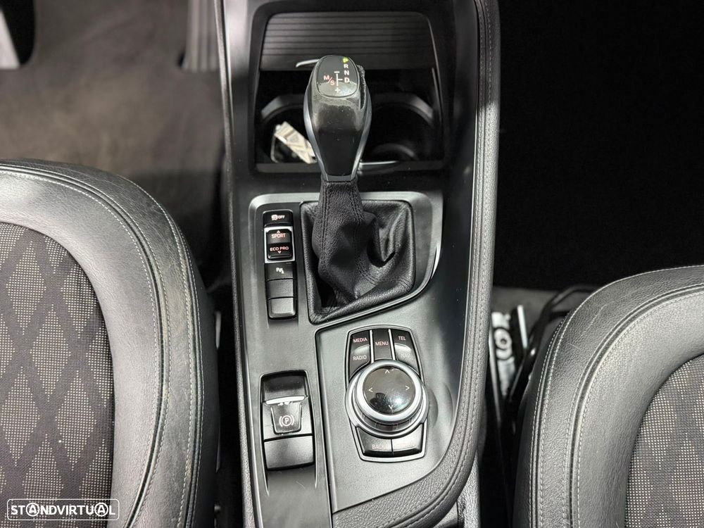 BMW X1 18 d sDrive xLine Auto - 11