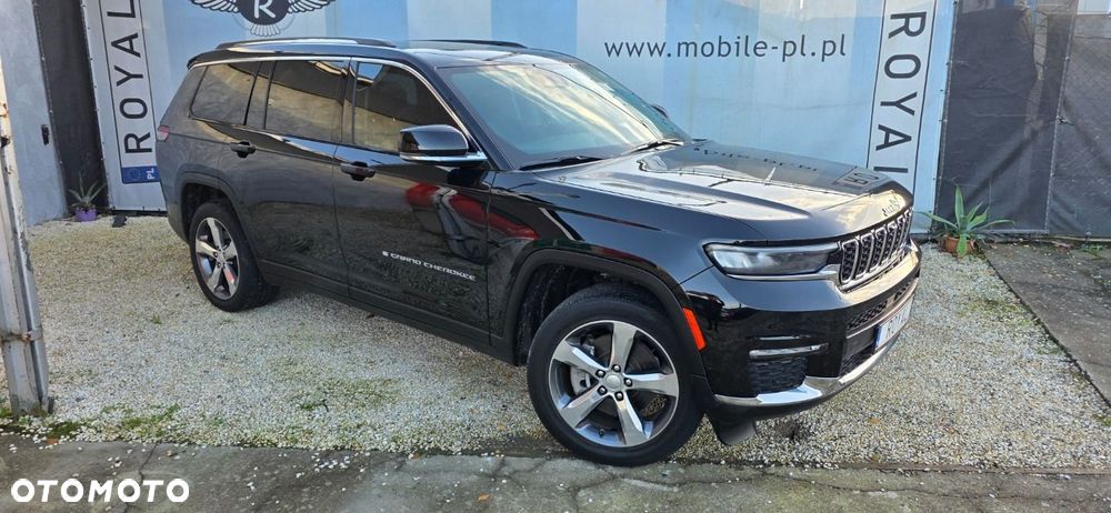 Jeep Grand Cherokee - 12