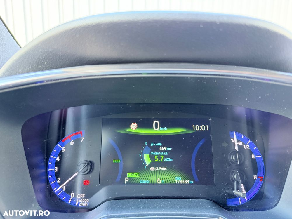 Toyota Corolla 1.8 HSD TS Exclusive - 21