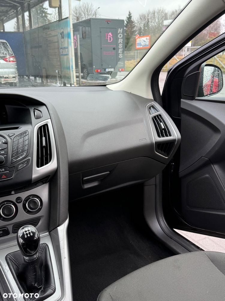 Ford Focus 1.6 Trend - 11