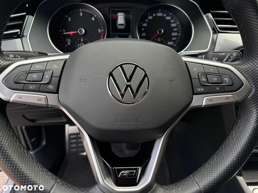 Volkswagen Passat Variant 2.0 TDI SCR Business - 33