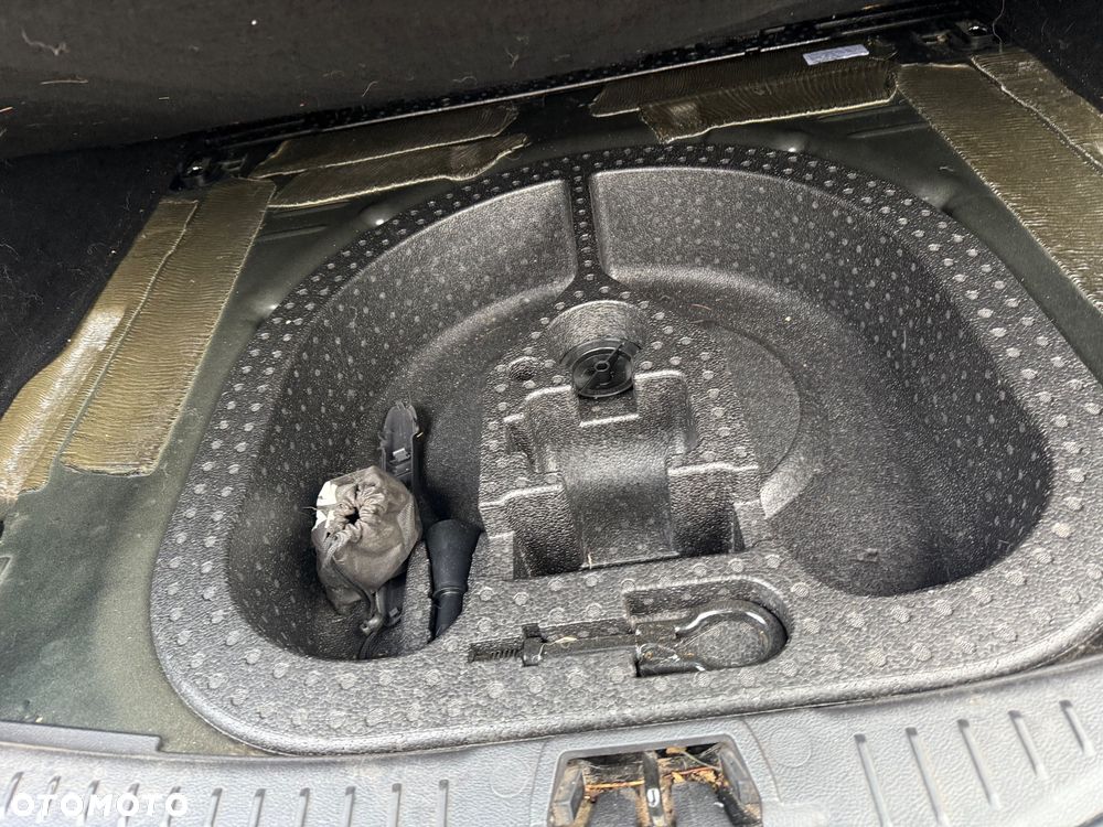 Ford Focus 1.6 Ti-VCT Sport - 17