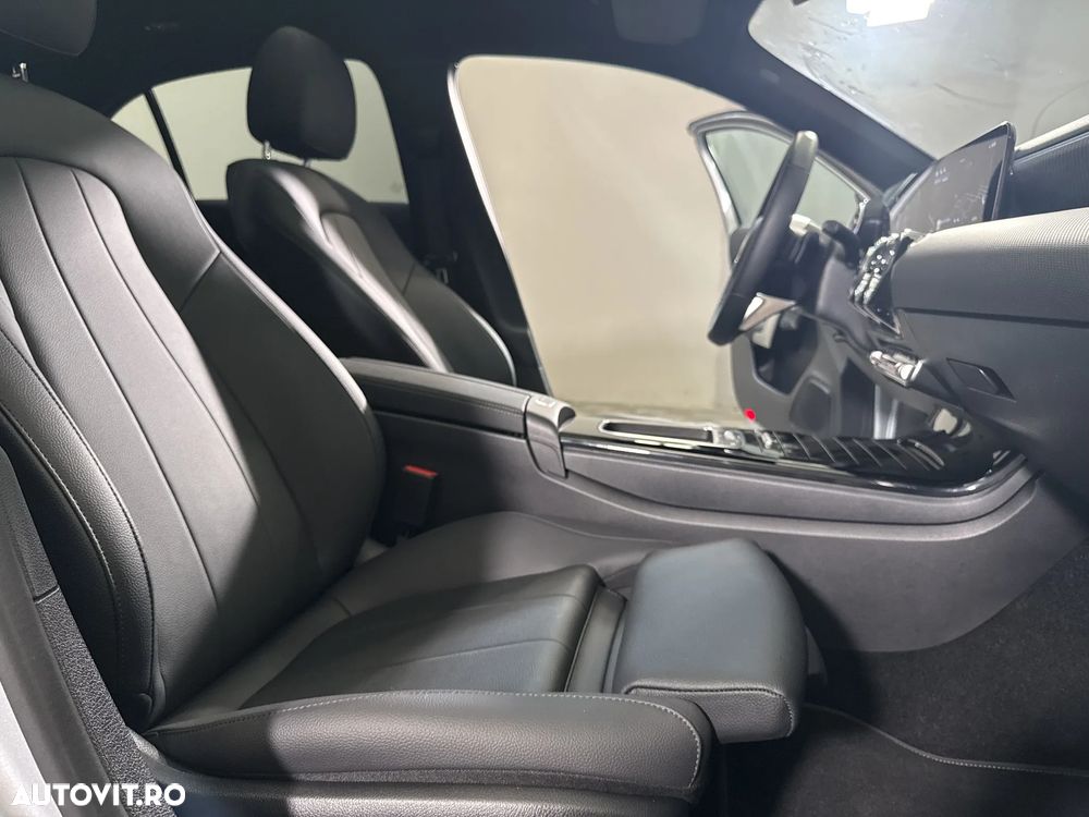 Mercedes-Benz A 180 MHEV 7G-DCT - 12