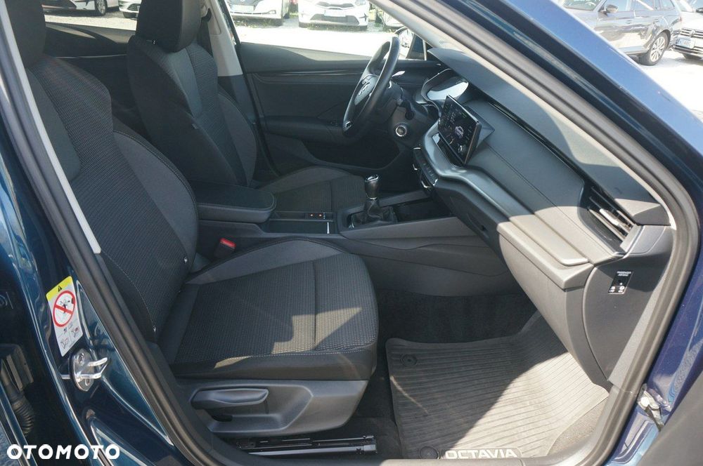 Skoda Octavia 2.0 TDI Ambition - 28