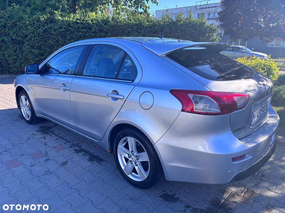 Mitsubishi Lancer 1.8 Invite LPG - 3
