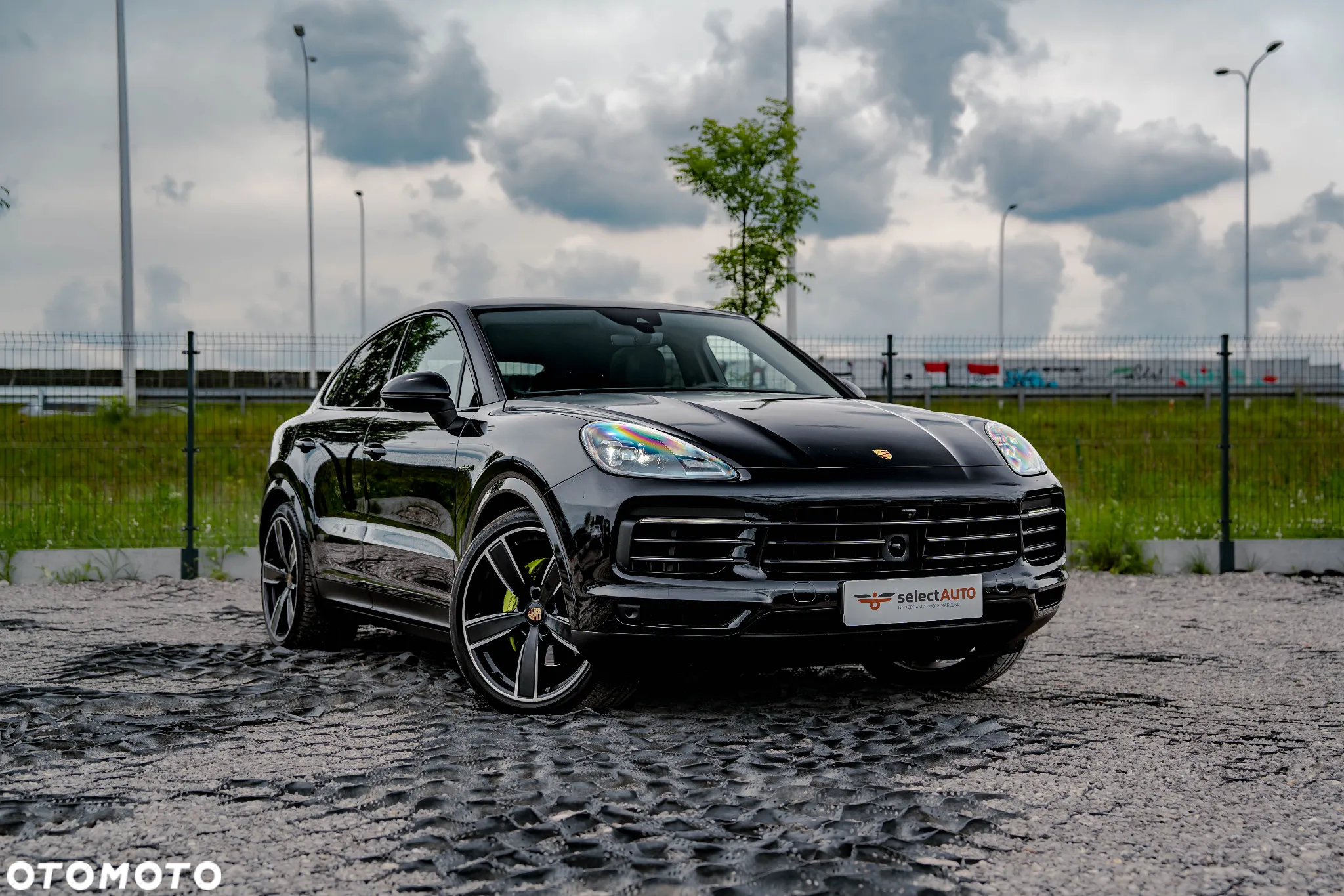 Porsche Cayenne ver-coupe-e--hybrid-platinum-edition - 2