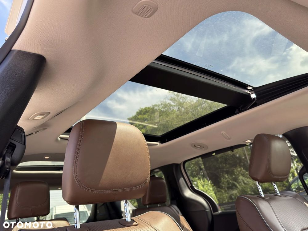 Chrysler Pacifica - 19