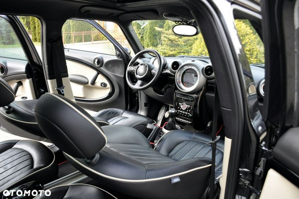 MINI Countryman - 24