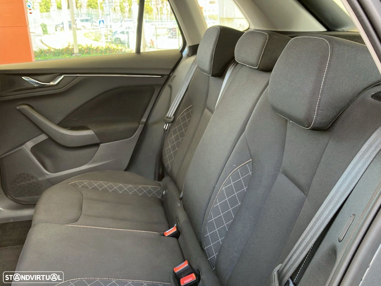 Skoda Kamiq 1.0 TSI Style - 23