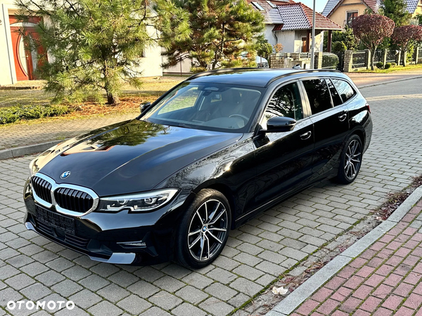 BMW Seria 3 318d mHEV