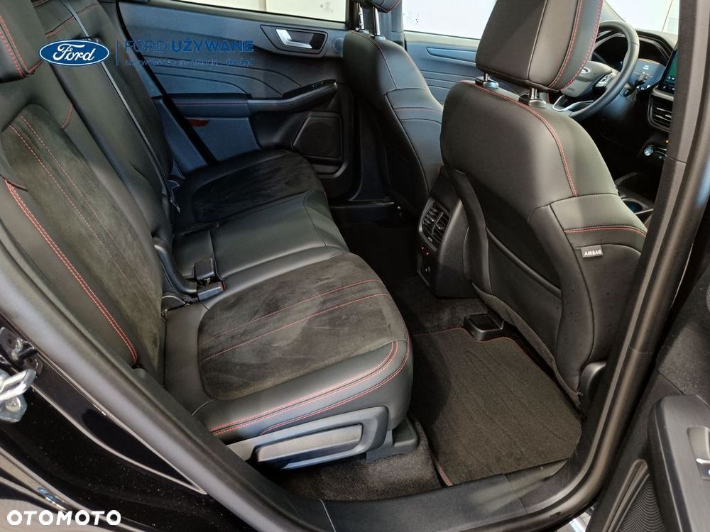Ford Kuga 2.5 Duratec PHEV ST-LINE X - 33