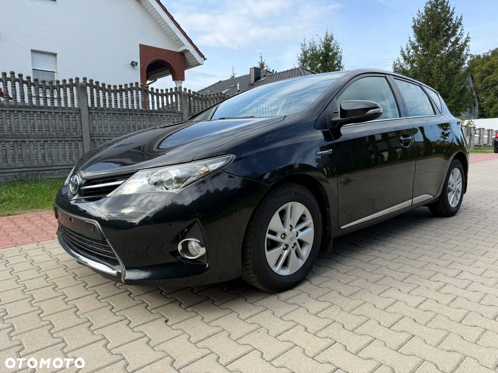 Toyota Auris 1.8 HSD Luna - 34