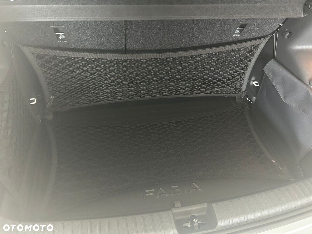 Skoda Fabia - 16