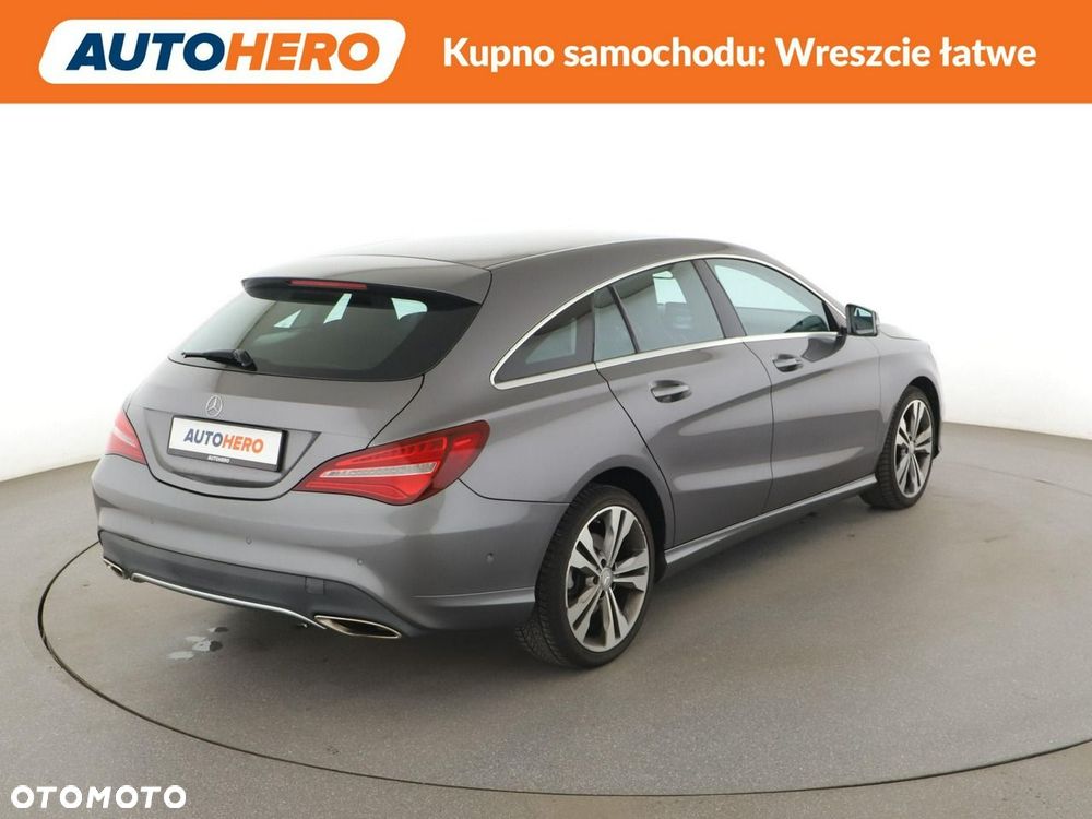 Mercedes-Benz CLA 180 Urban - 8