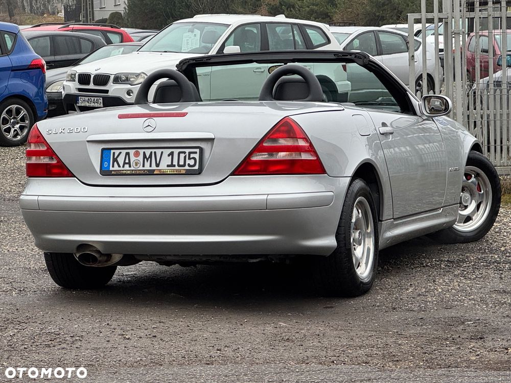 Mercedes-Benz SLK - 10