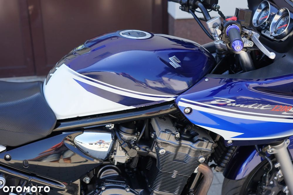Suzuki Bandit - 11