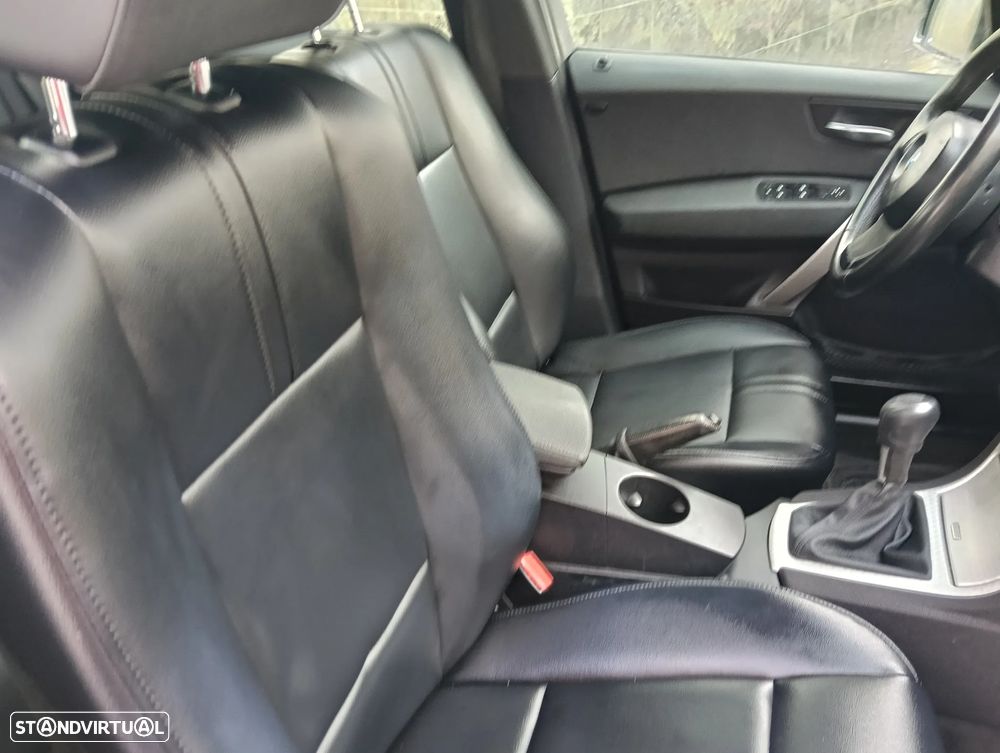 BMW X3 2.0 d LifeStyle - 19