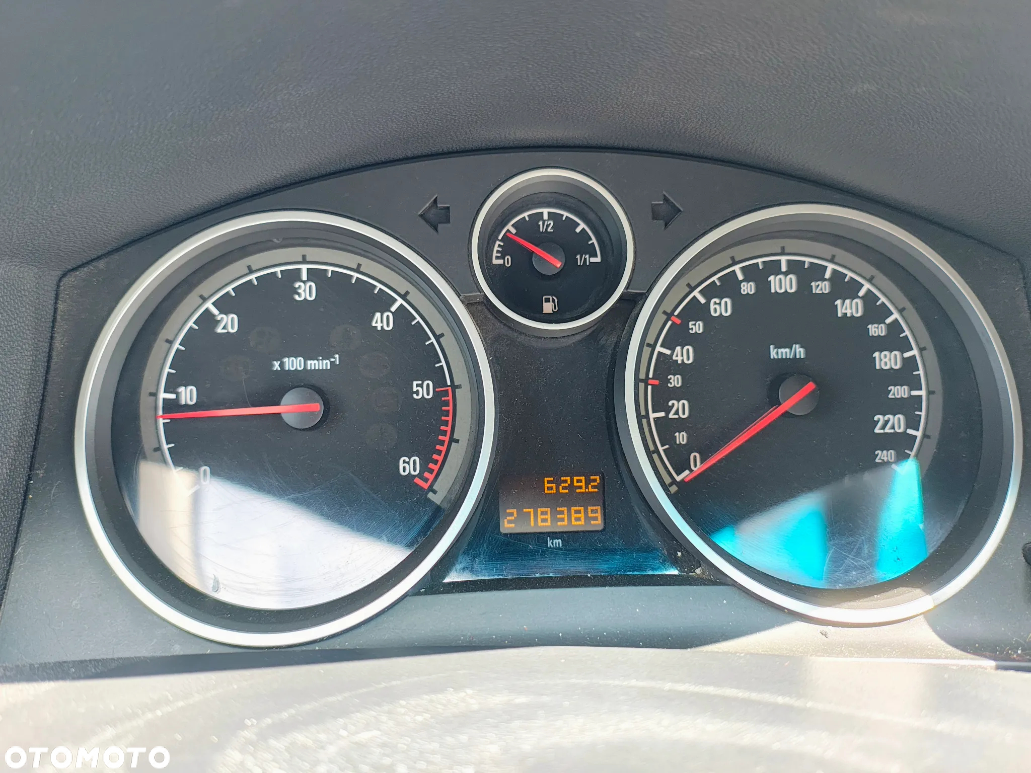 Opel Astra - 11