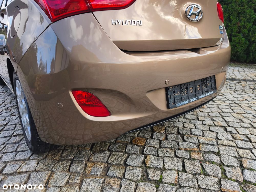 Hyundai i30 1.6 Trend - 21
