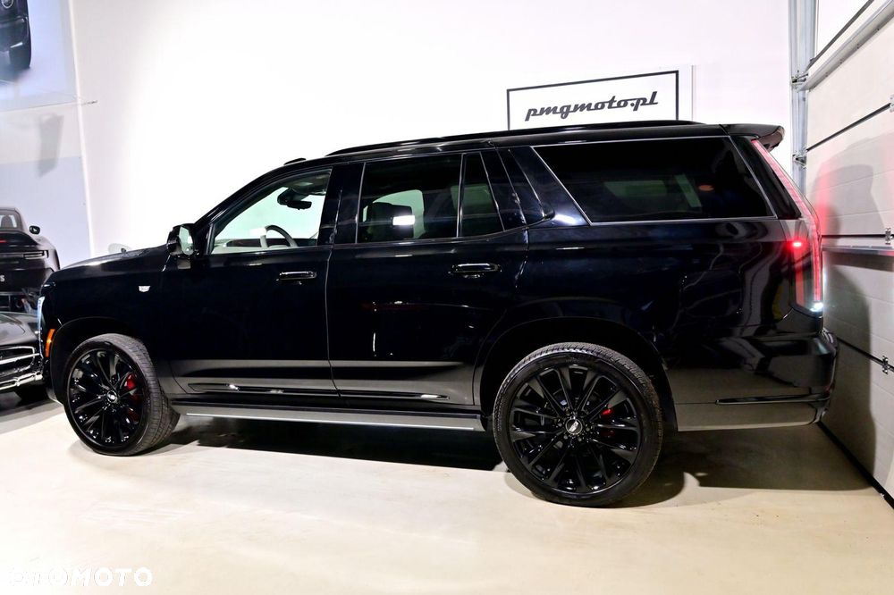 Cadillac Escalade - 30