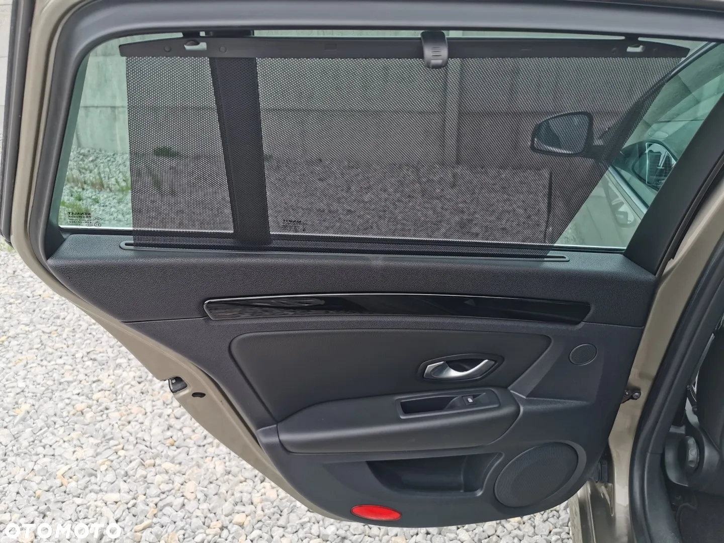 Renault Laguna Grandtour dCi 150 FAP Bose - 20