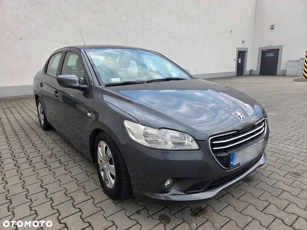 Peugeot 301 - 8