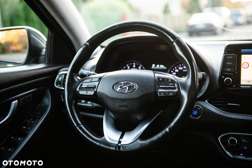 Hyundai i30 1.4 T-GDI DCT Fastback Premium - 31
