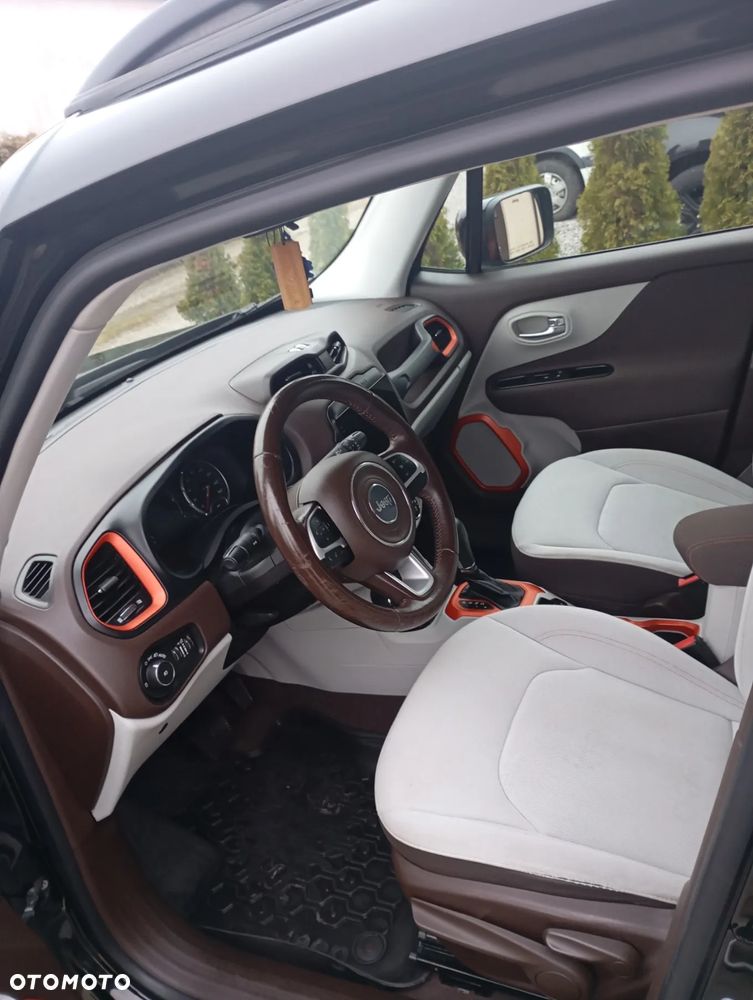 Jeep Renegade - 18