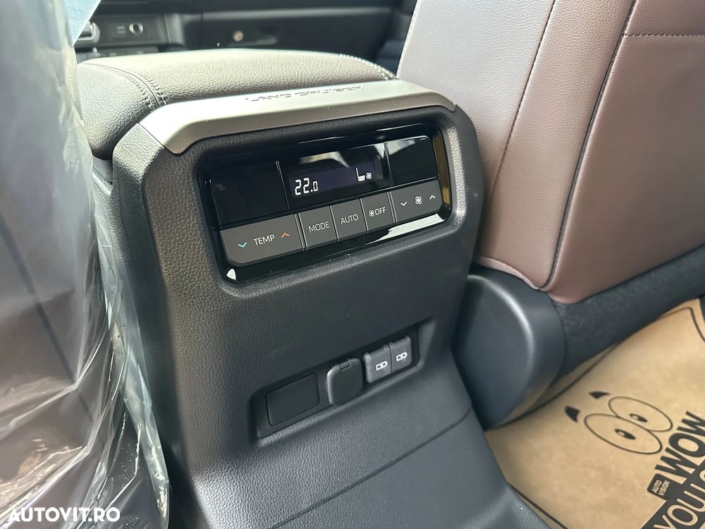 Toyota Land Cruiser 250 2.8l D-4D 204 CP A/T 7 locuri Executive - 22