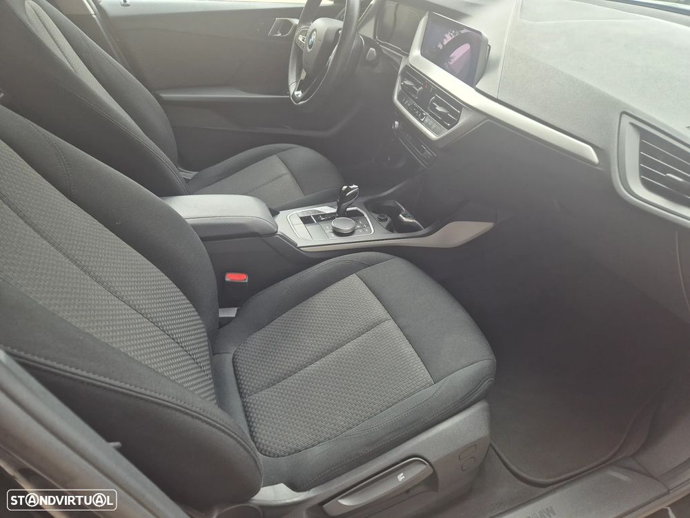 BMW 116 d Auto - 13