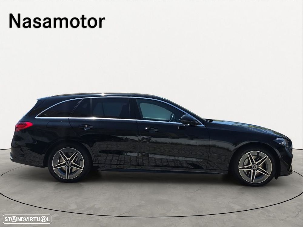 Mercedes-Benz C 300 — fotografia 4