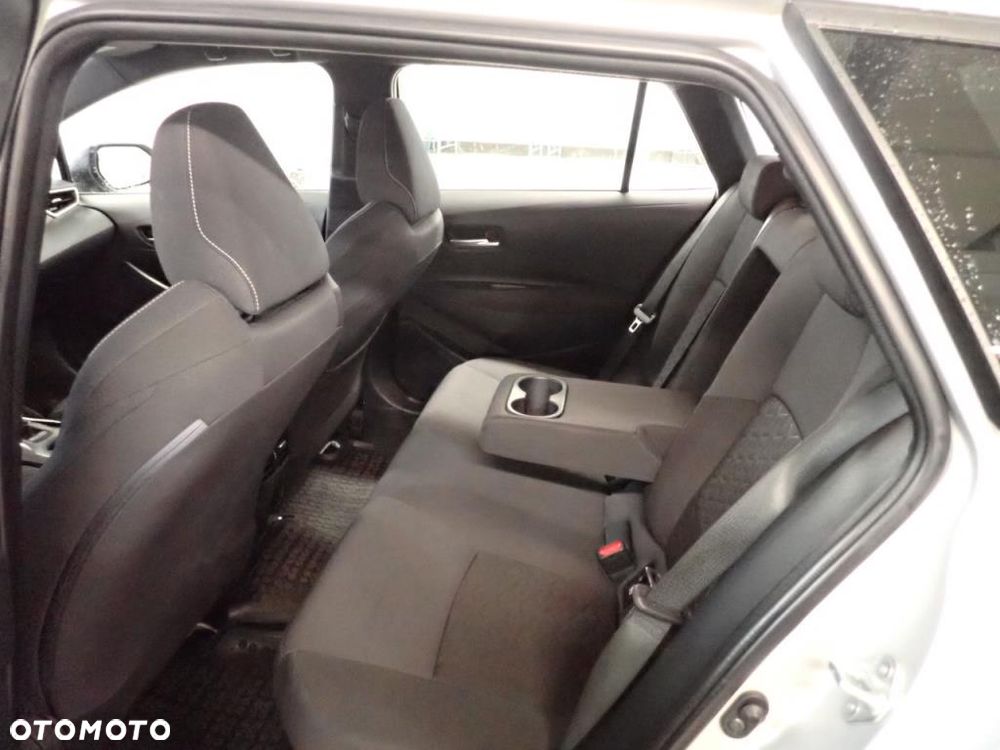 Toyota Corolla 2.0 Hybrid Comfort - 8