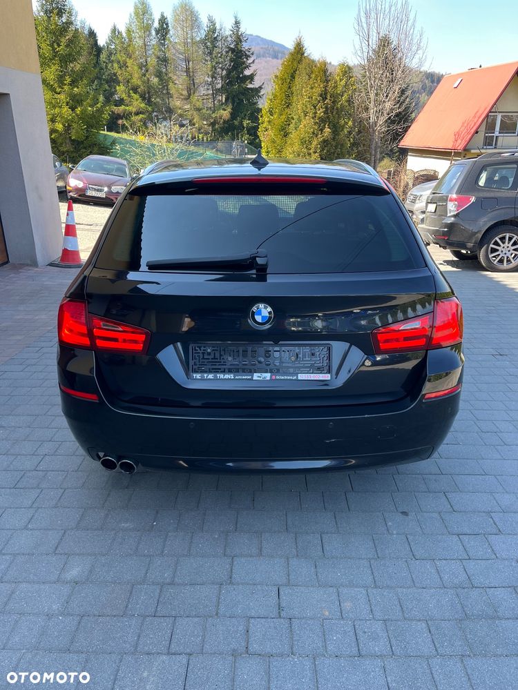 BMW Seria 5 525d xDrive Sport-Aut Modern Line - 5