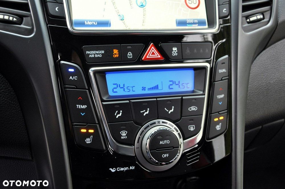 Hyundai i30 1.6 GDI Turbo Luxury - 33