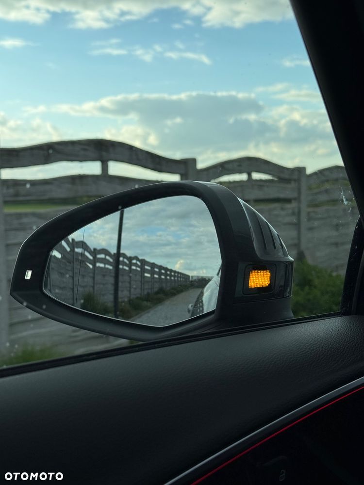 Audi A4 Limousine 35 TFSI mHEV S Line S tronic - 34