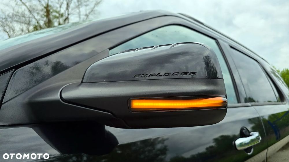 Ford Explorer - 37