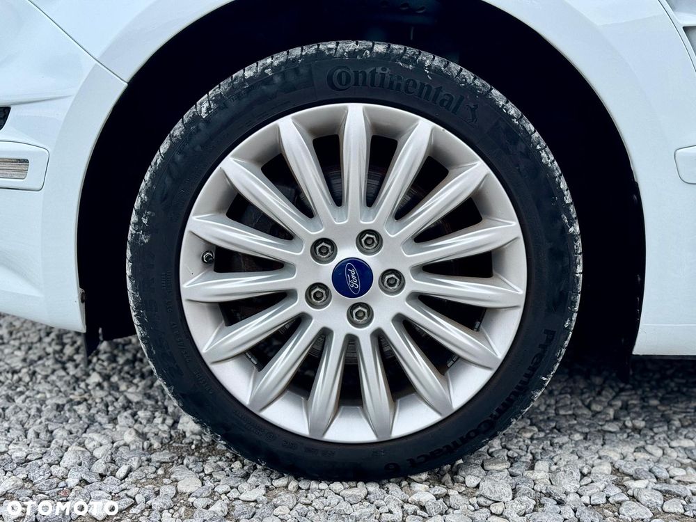 Ford S-Max 2.0 TDCi DPF Titanium X - 13