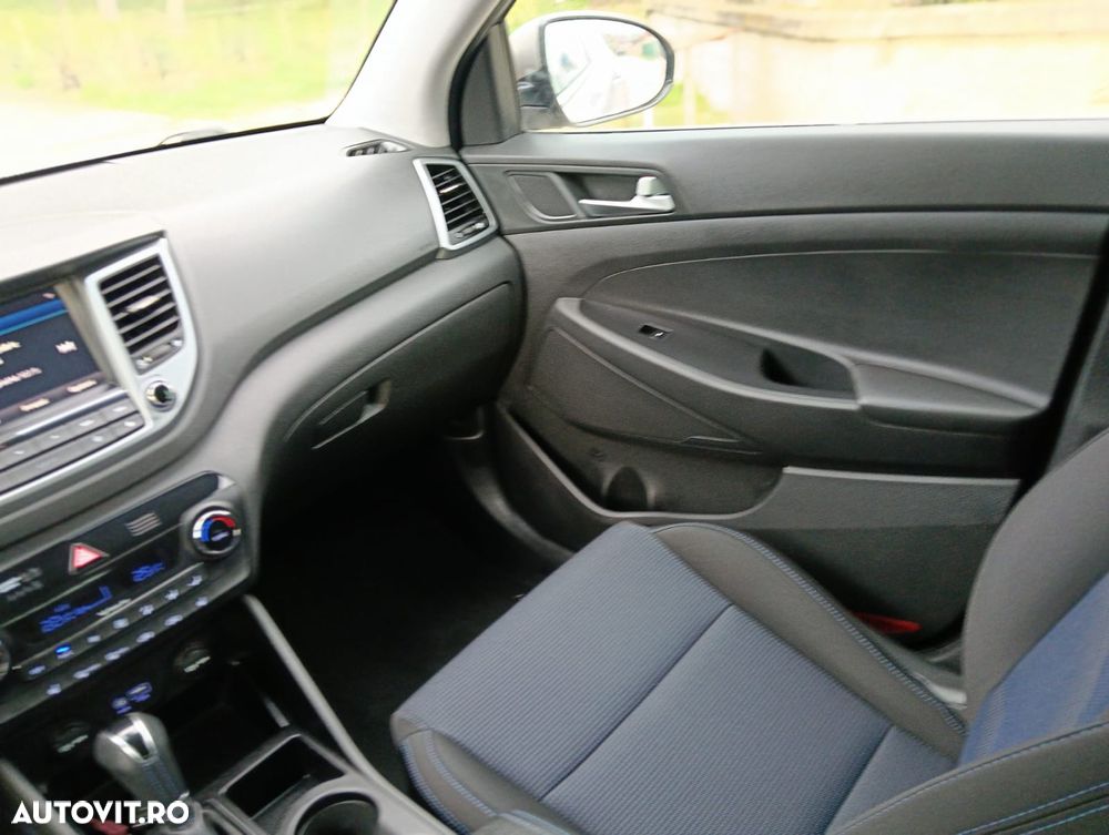 Hyundai Tucson blue 1.7 CRDi 2WD DCT Style - 10