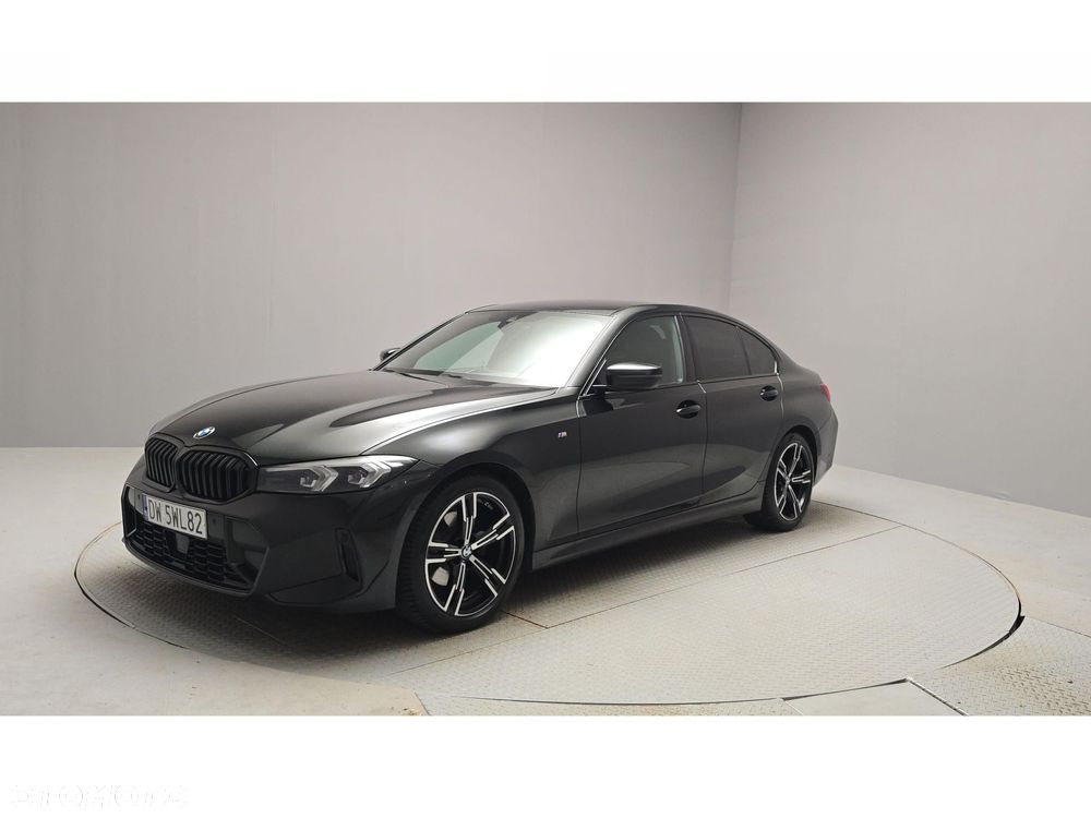 BMW Seria 3 320d xDrive mHEV M Sport - 1