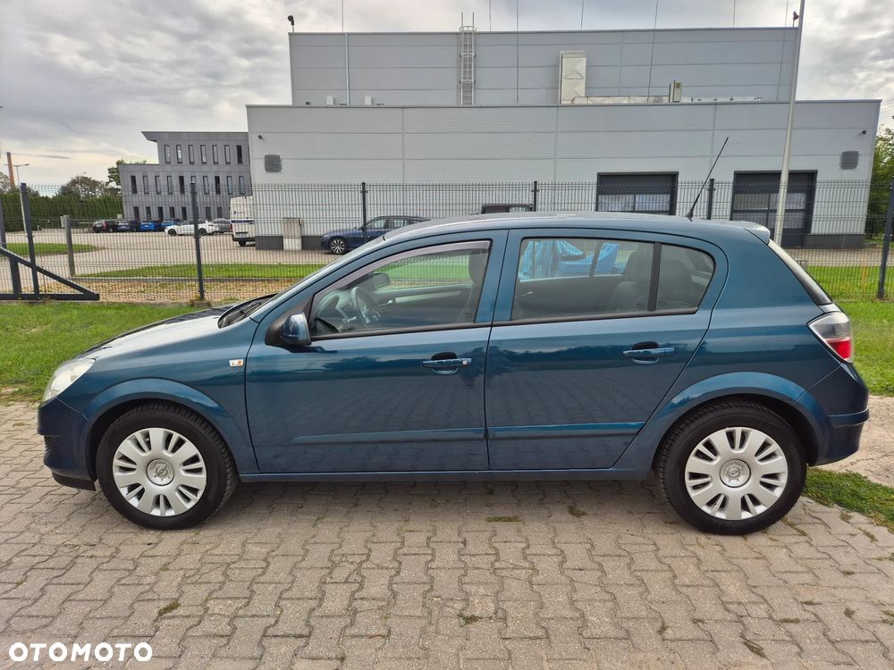 Opel Astra - 14
