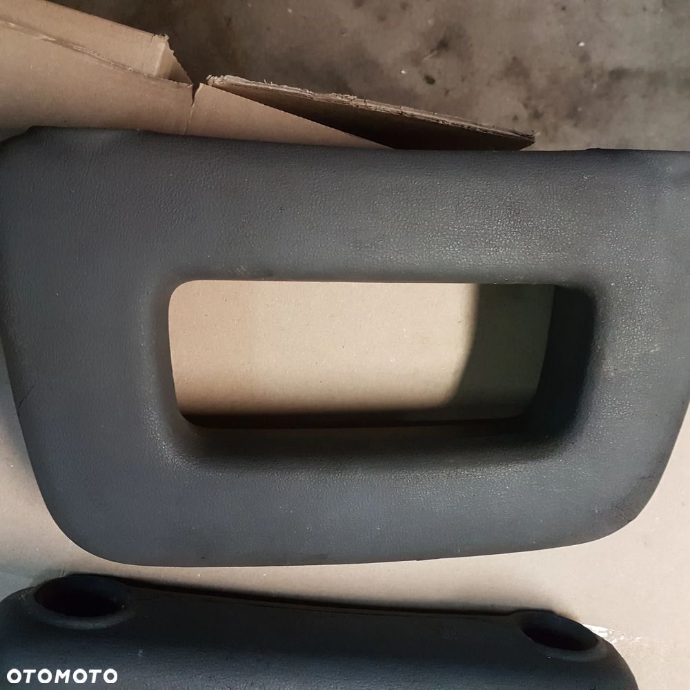 zagłówek zagłowek regulacja oś regulacji wysokości przód przednie fiat 126p 126 p maluch - 15