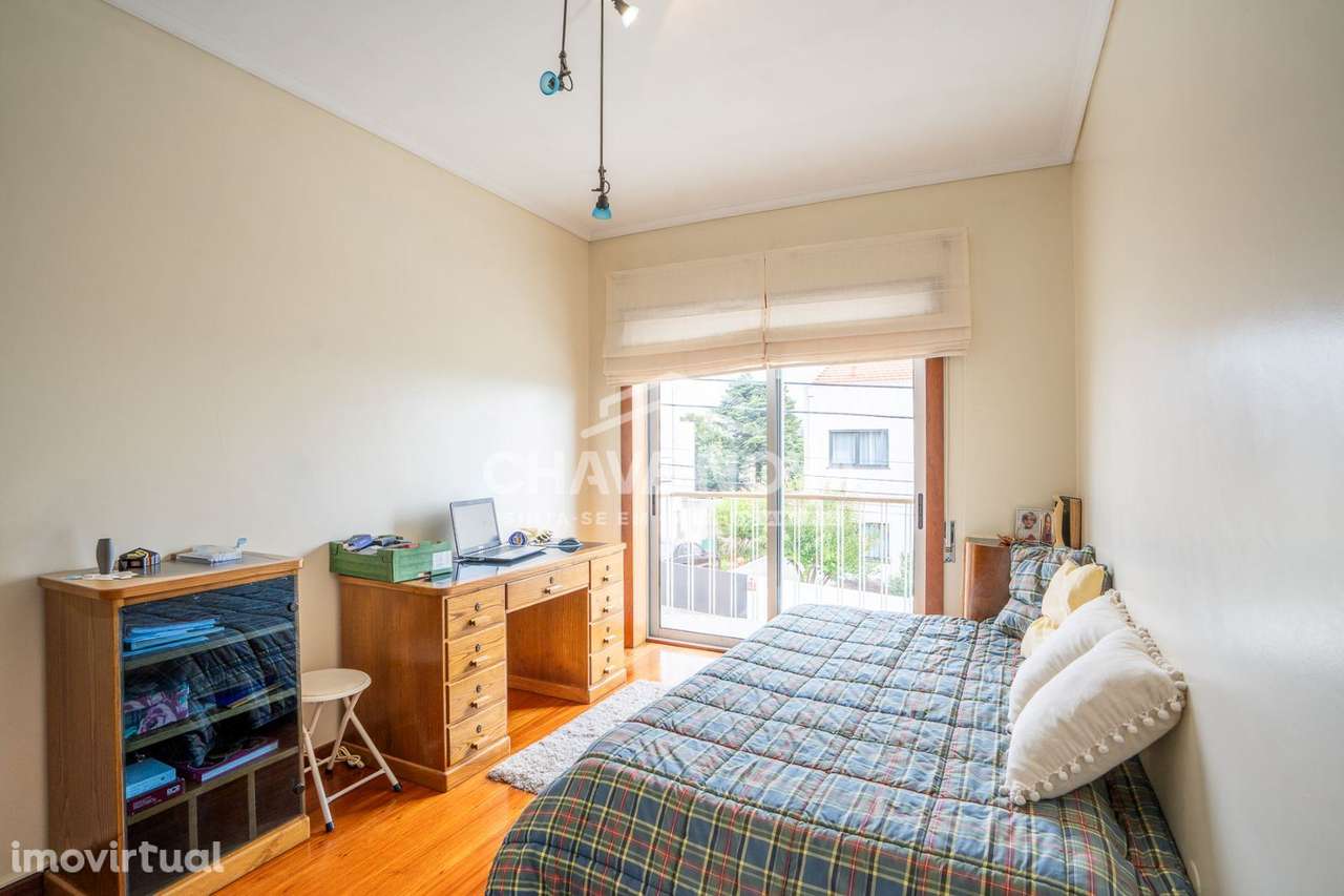 Moradia T4 com Jardim e Garagem a 3Km da Praia - Grande imagem: 5/25