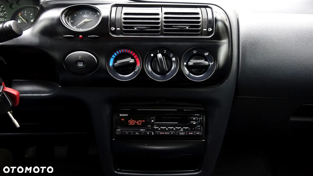 Ford Escort 1.3 CL - 16