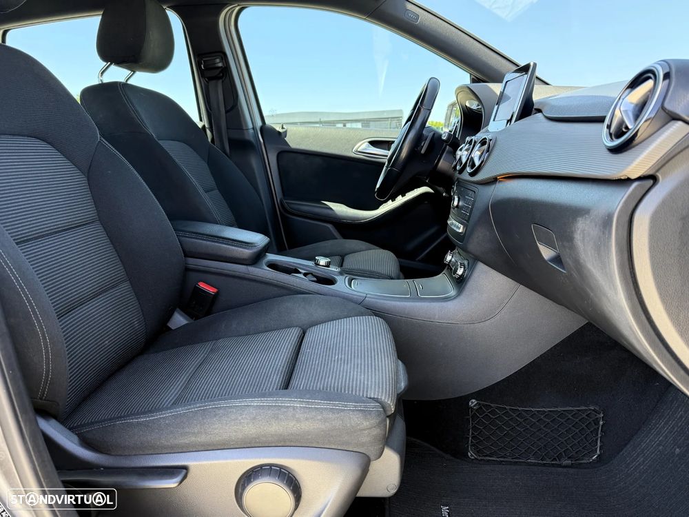 Mercedes-Benz B 200 d Style Aut. - 50