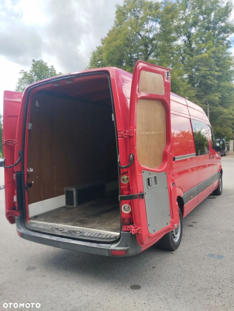 Volkswagen Crafter - 13
