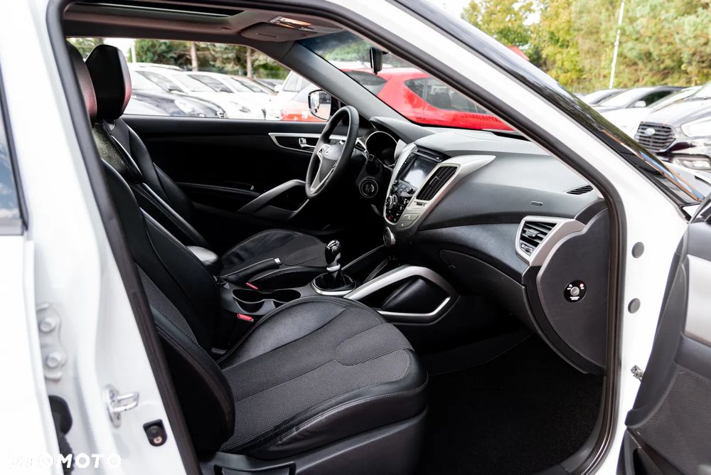 Hyundai Veloster 1.6 blue Premium - 25