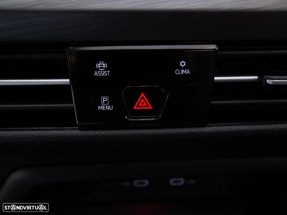 VW Golf Variant 1.5 eTSI Style DSG - 24