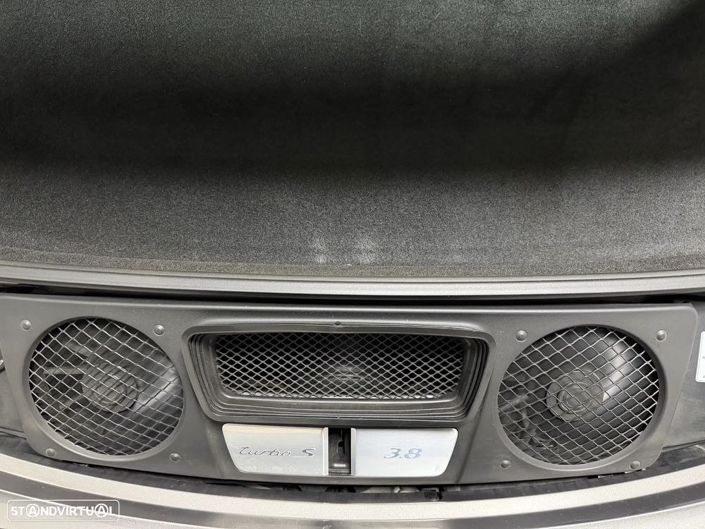Porsche 911 (991) Turbo S - 29