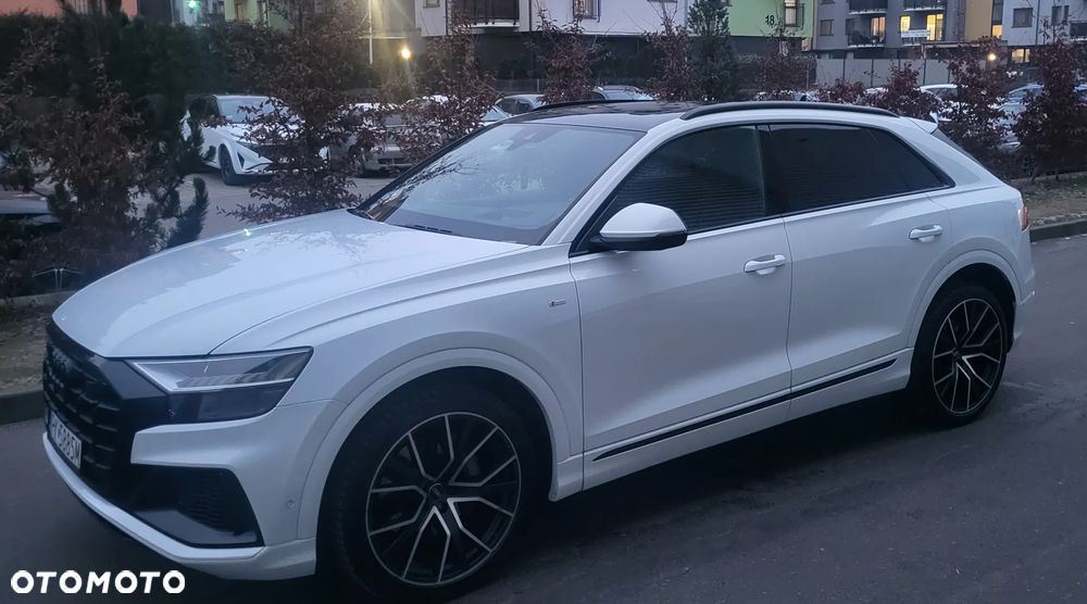 Audi Q8 - 6